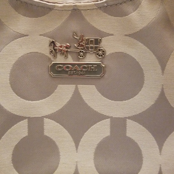 Purse - Picture 3 of 8